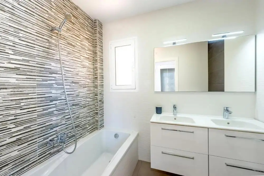 Casa Eva in Nerja With 3 Bedrooms and 3 Bathrooms