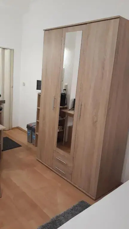 Roter Backstein Apartment 3