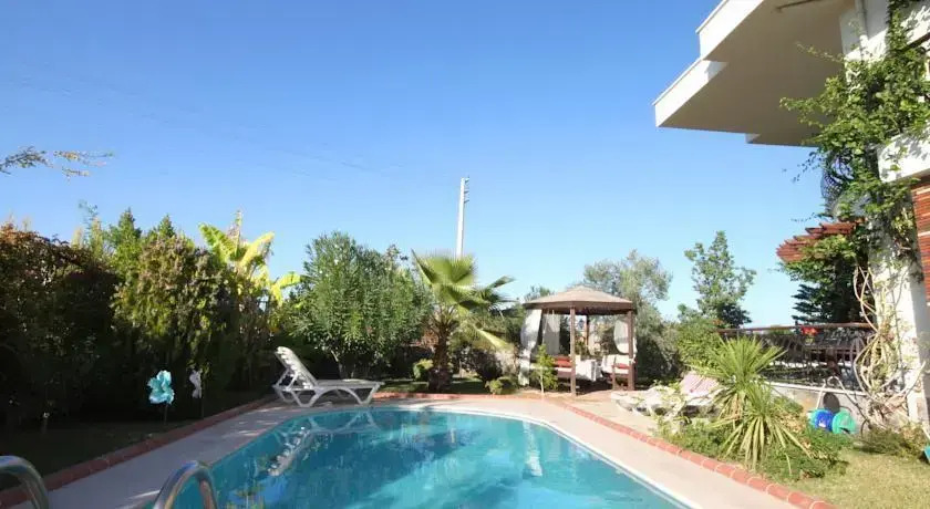 Sunshine Villas