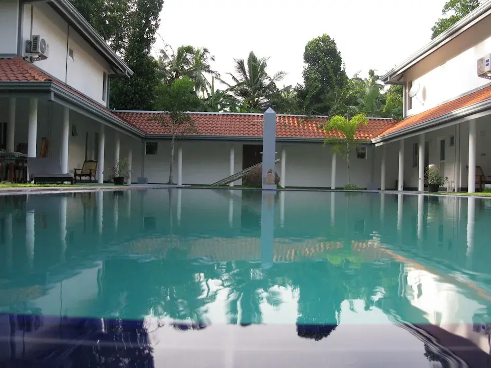 Anuhas Airport Villas