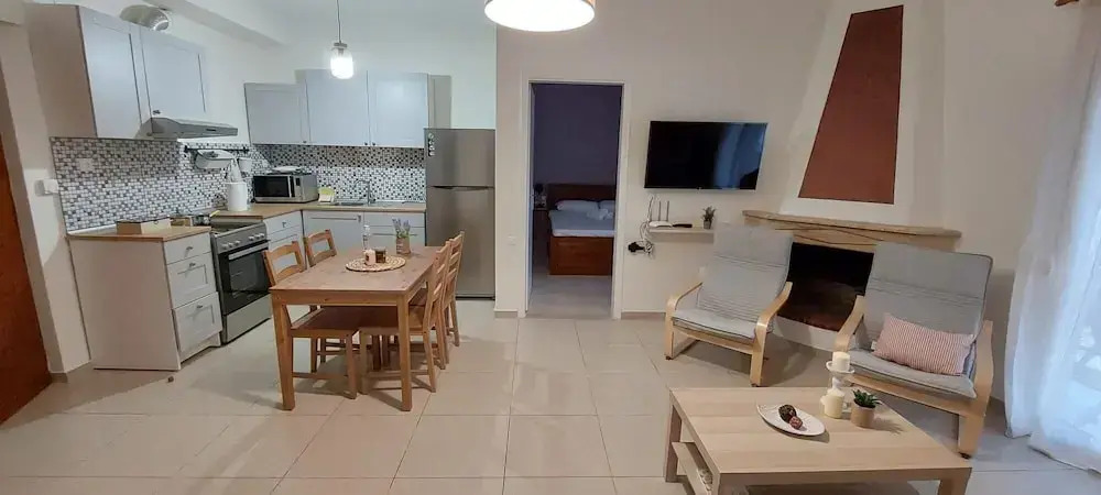 Tupil Cozy Home - Bright Seaview Retreat