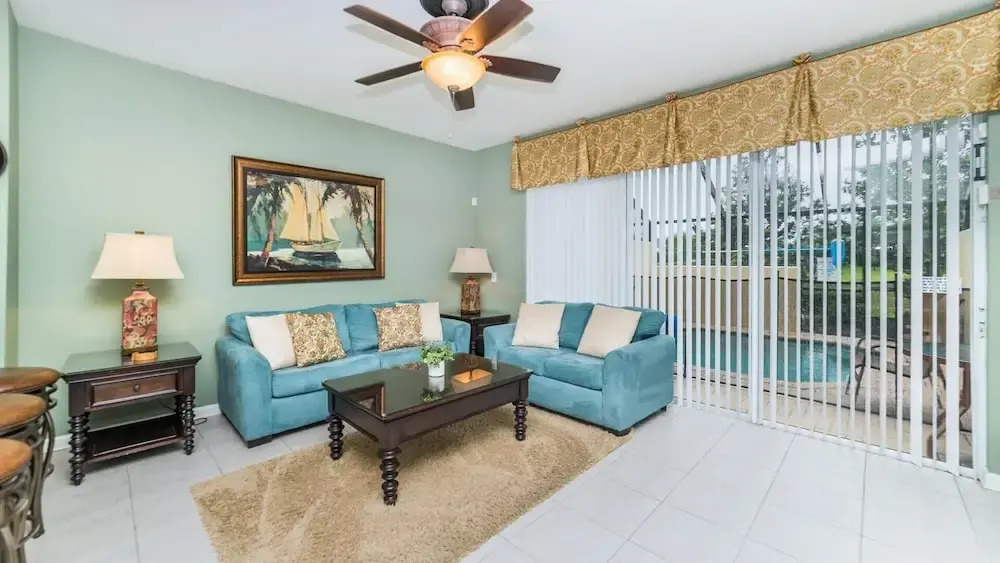 Renshaw Villa #2540