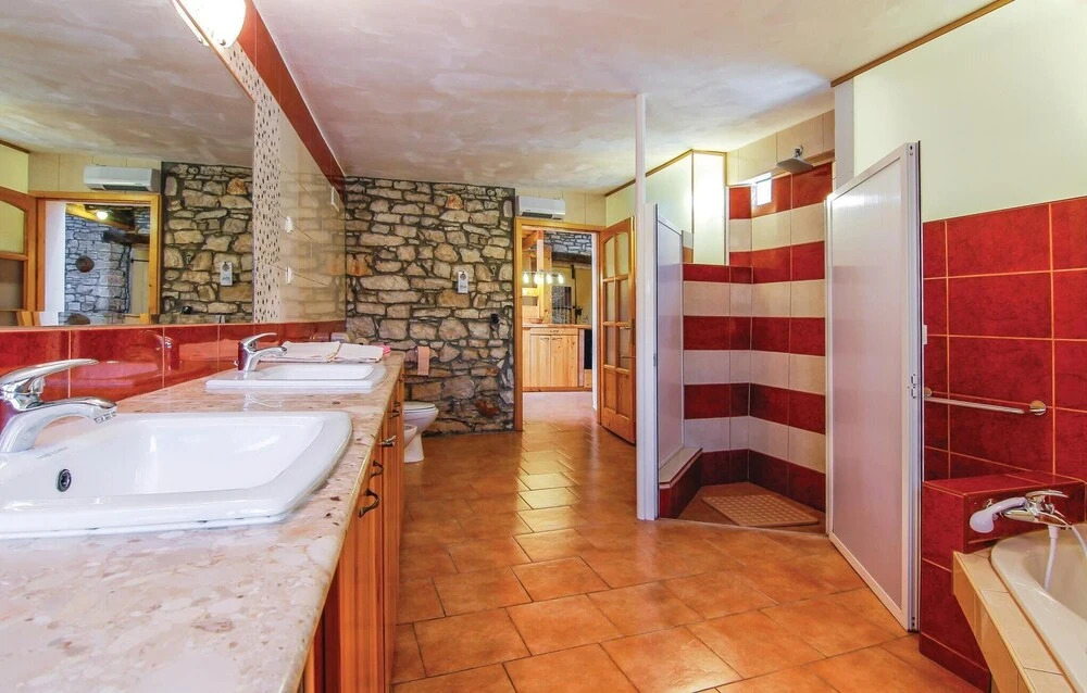 Beautiful Home in Vodnjan With Wifi and 0 Bedrooms