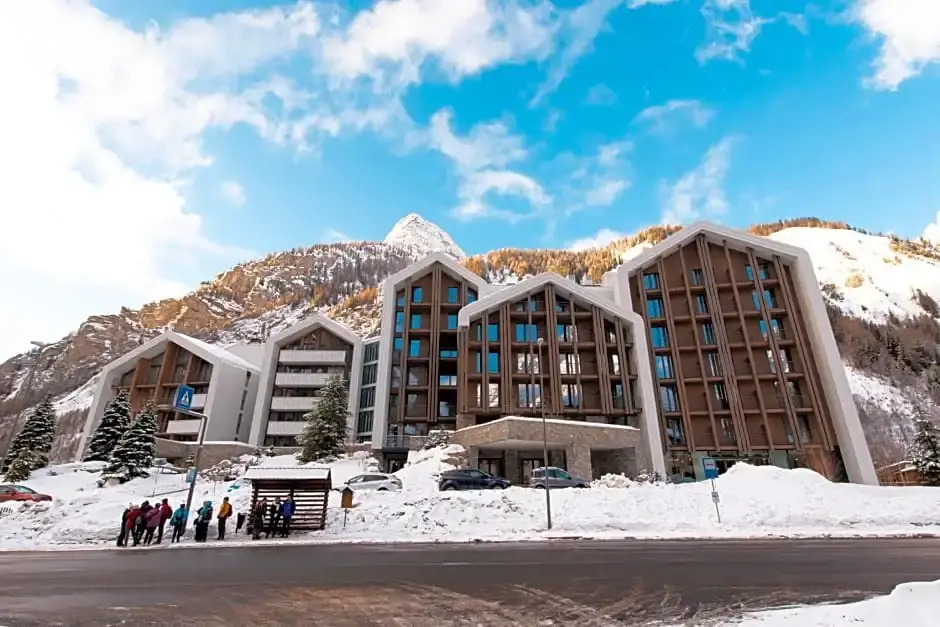 TH Courmayeur