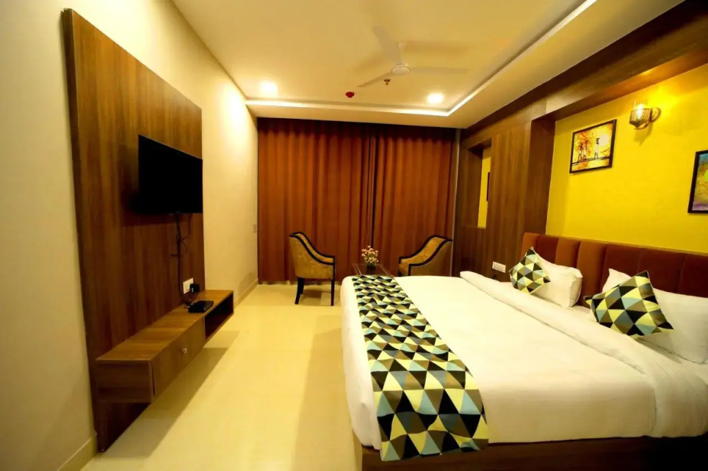 The Sky Imperial - Shahi Hotels & Resort