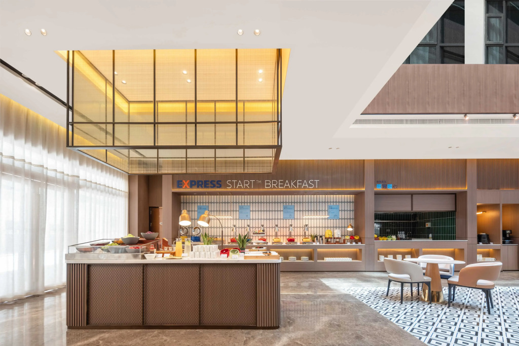 Holiday Inn Express Hai'an Railway Station by IHG
