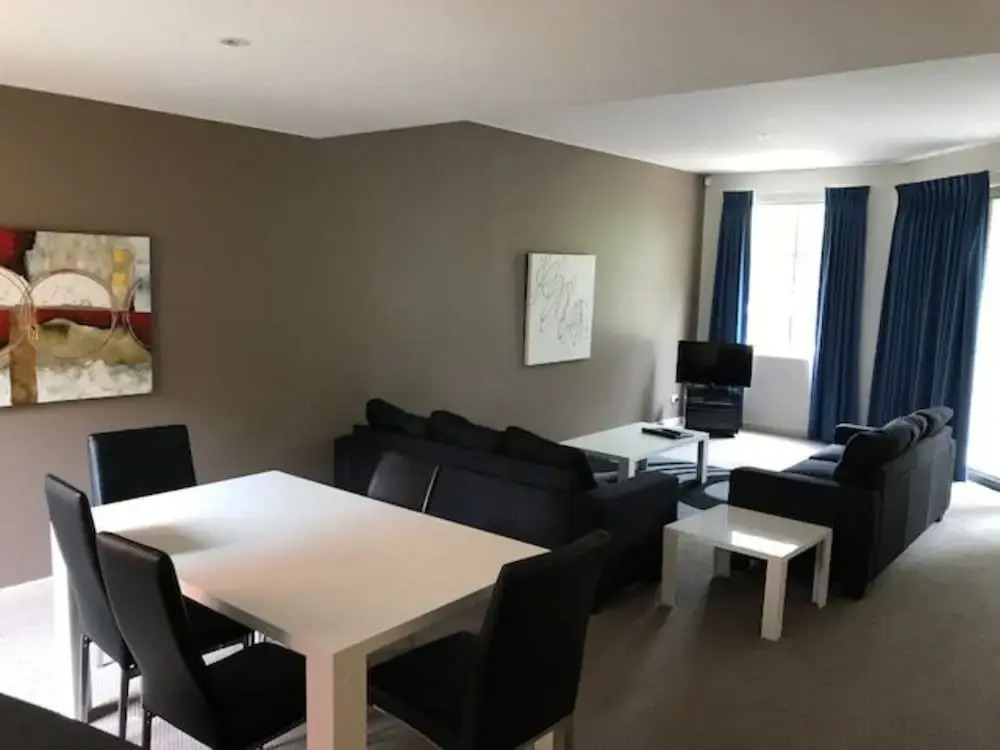 RNR Sturt Holiday Home