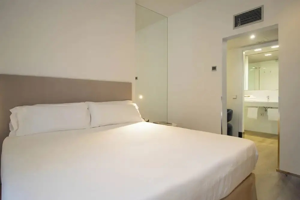 Storni Barcelona by Forget me not
