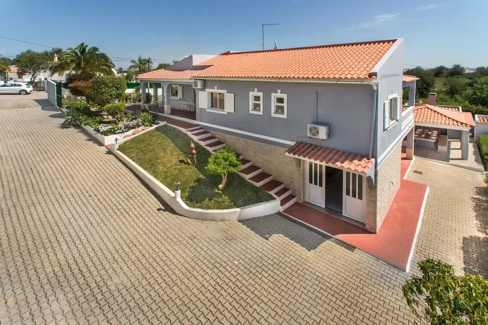 Villa Cadre - 5BR w Private Pool & Snooker Table