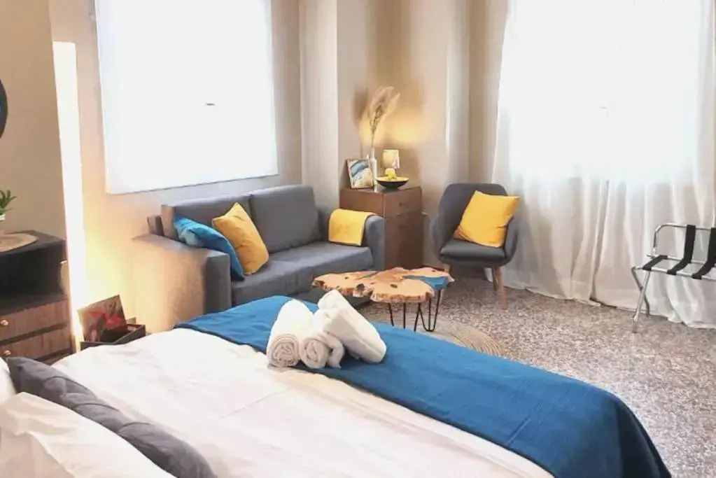Cute Suite Apt., close to metro and highway
