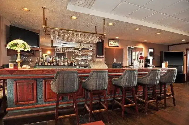 Best Western Plus Manoir Adelaide