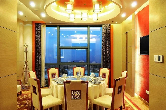 International Golf Resort Hotel