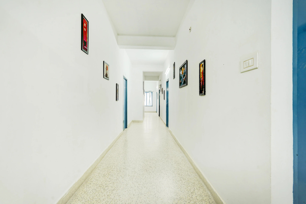 Hotel O Sky Blue Residency