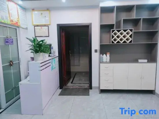 Zhenxiong Hongxin Hotel