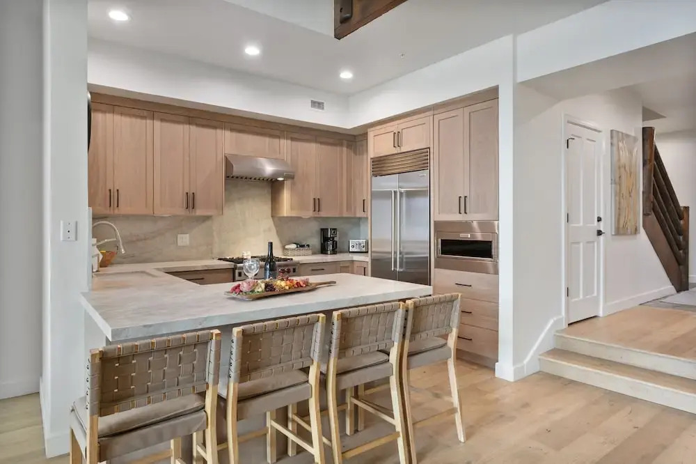 Trail's End Lodge at Deer Valley Resort - Three Bedroom Residence with Spa #501 3 Condo