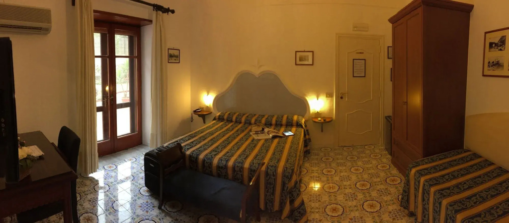 Mediterraneo Guest House