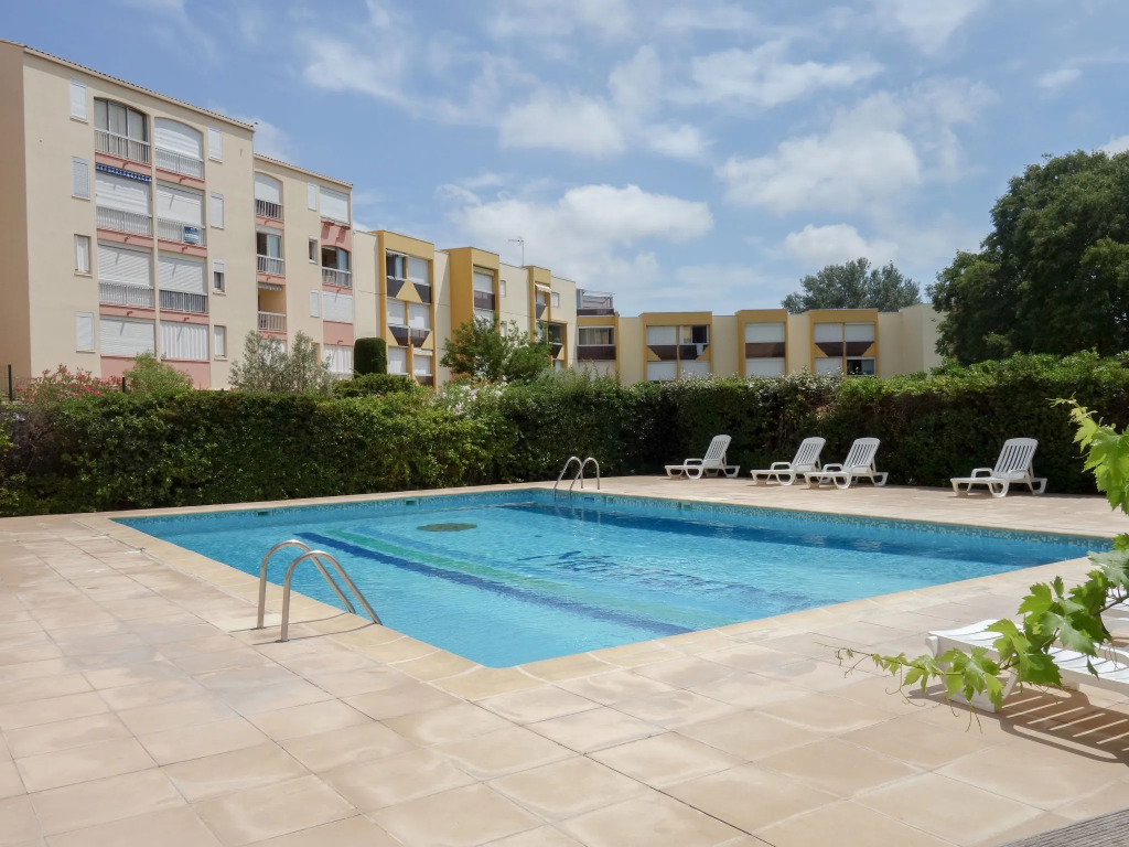 Apartment Terrasses de la Baronnie-3 by Interhome