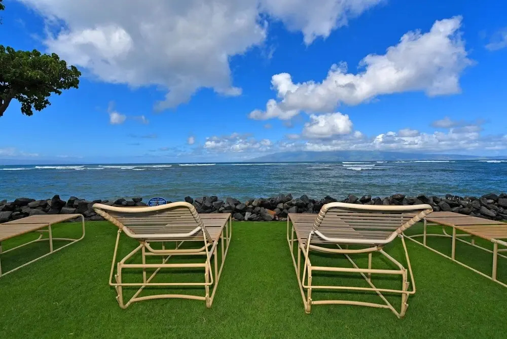 Kahana Reef #401 1 Bedroom Condo by Redawning