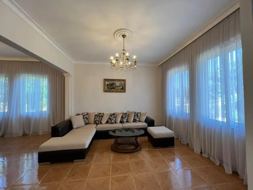Maias house