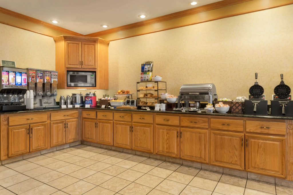 Country Inn & Suites by Radisson, Valdosta, GA