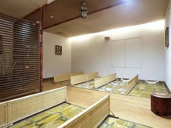 Pearl Hotel Ota