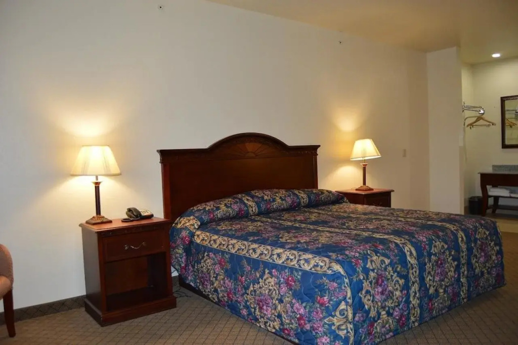 HiWay Inn Express Kiowa Hwy 69