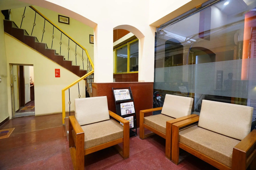 OYO 7859 Hotel Gurukripa