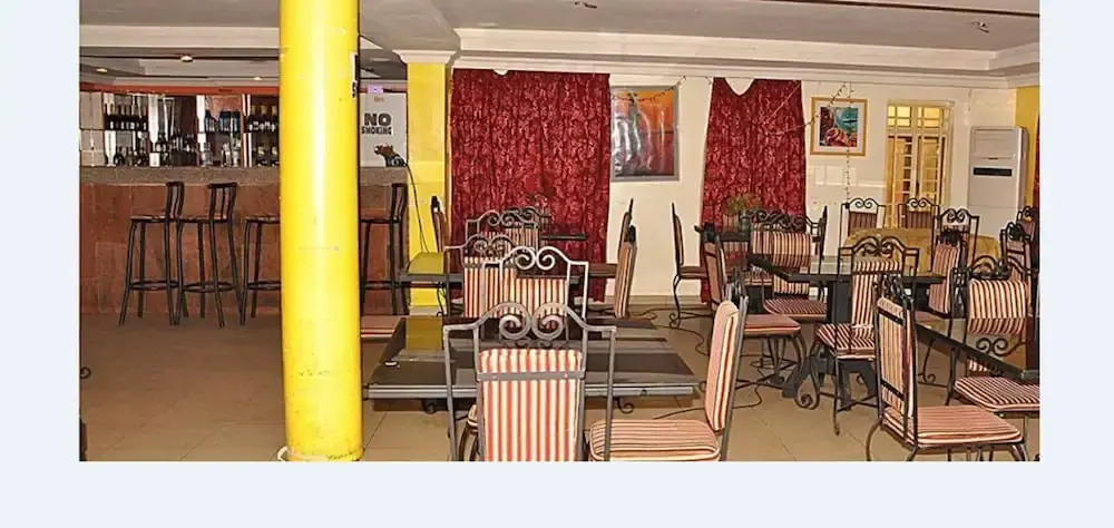 Shadlat International Hotel