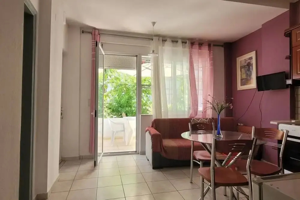 Annas Downtown Apartment