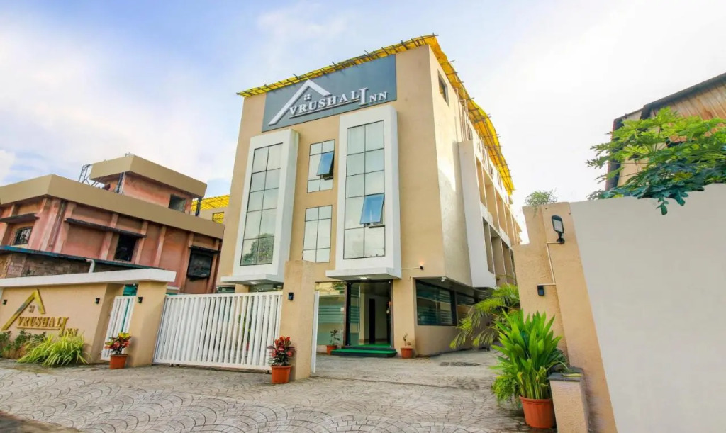 Hotel Vrushali Inn