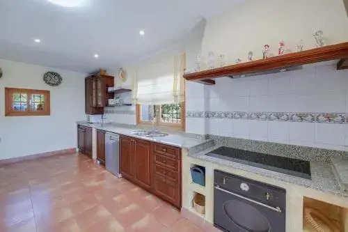 Costa Elvira - 13957/2015