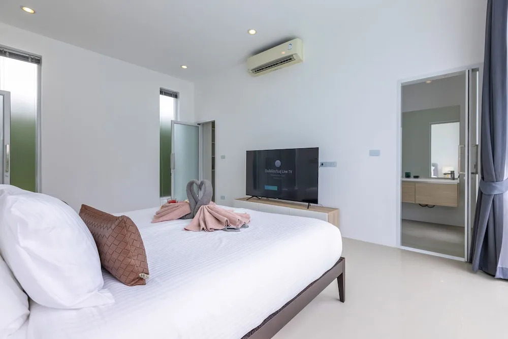 Modern 4 Bedroom Pool Villa PMK-A6