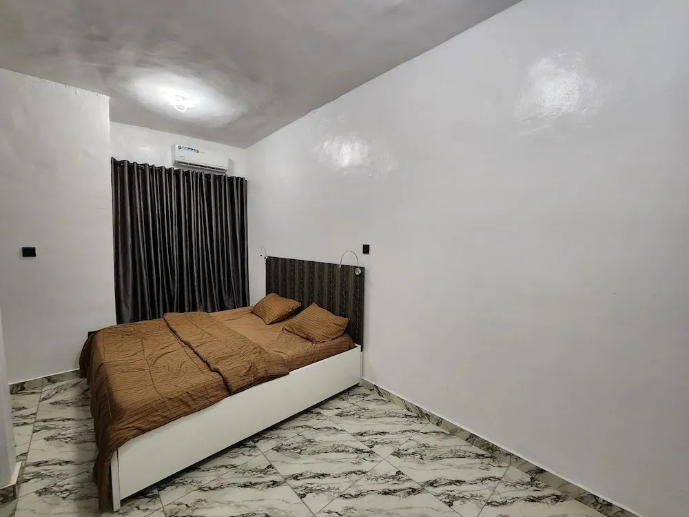 The Milton Apartment