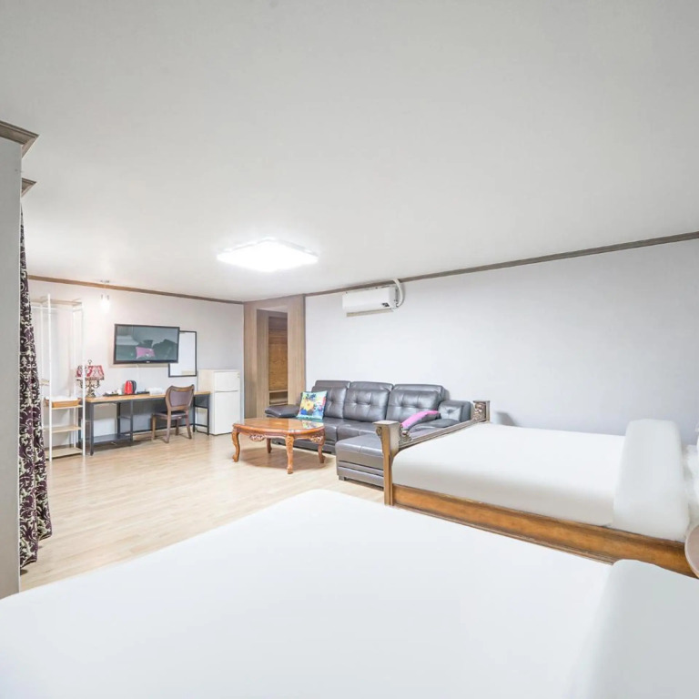 Changwon Olympic Hotel