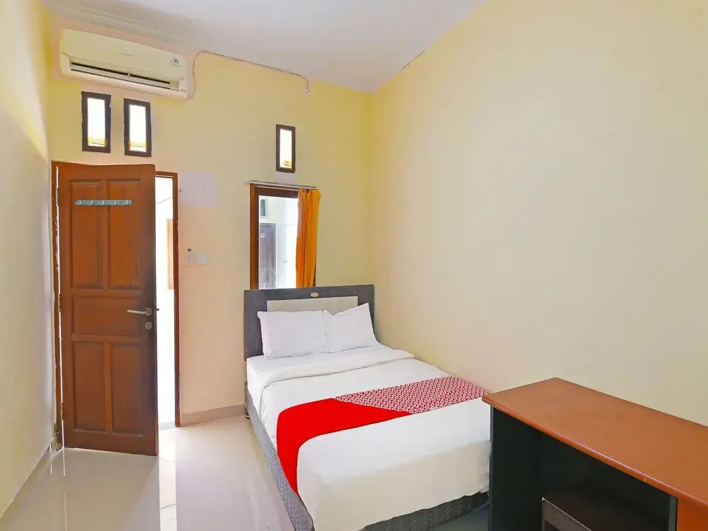Hotel O Sandat Guest House