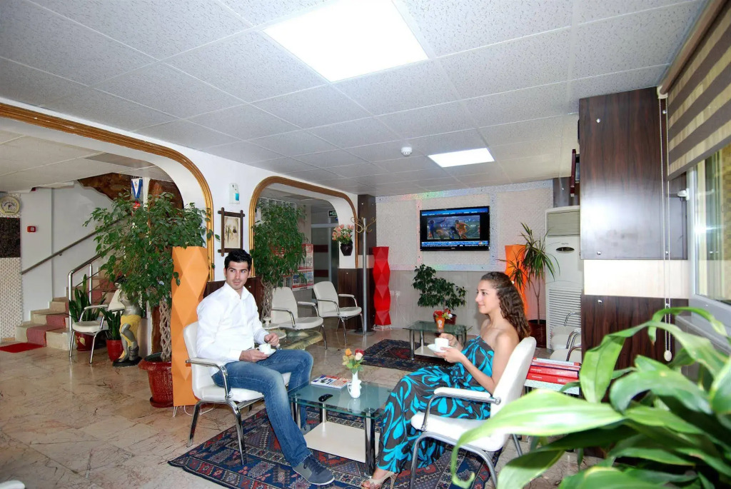 Lara Diamond Hotel