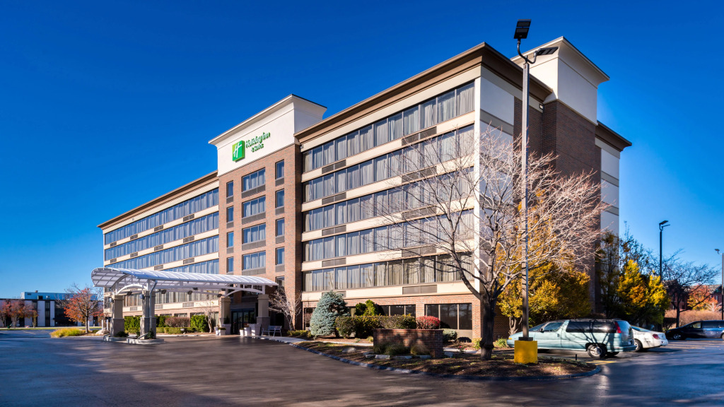 Holiday Inn Hotel & Suites Warren by IHG