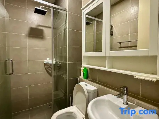 D’pristine 4 bedroom 1725 opp legoland and medini
