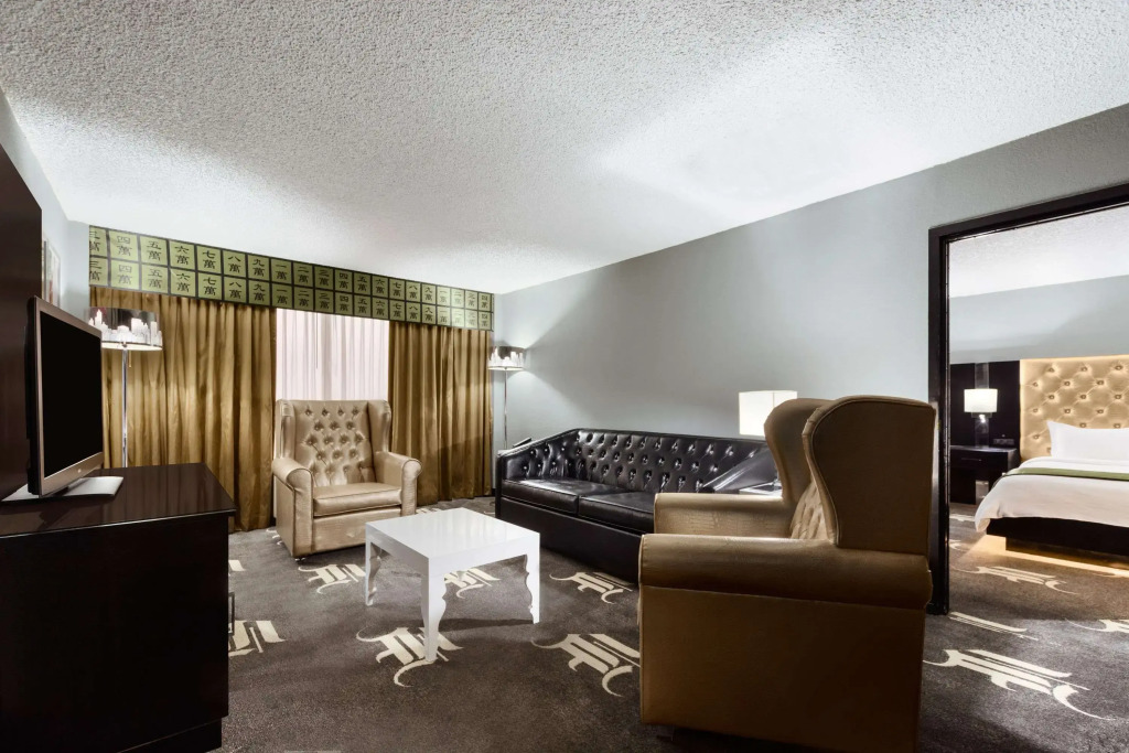 Holiday Inn Select North Dallas
