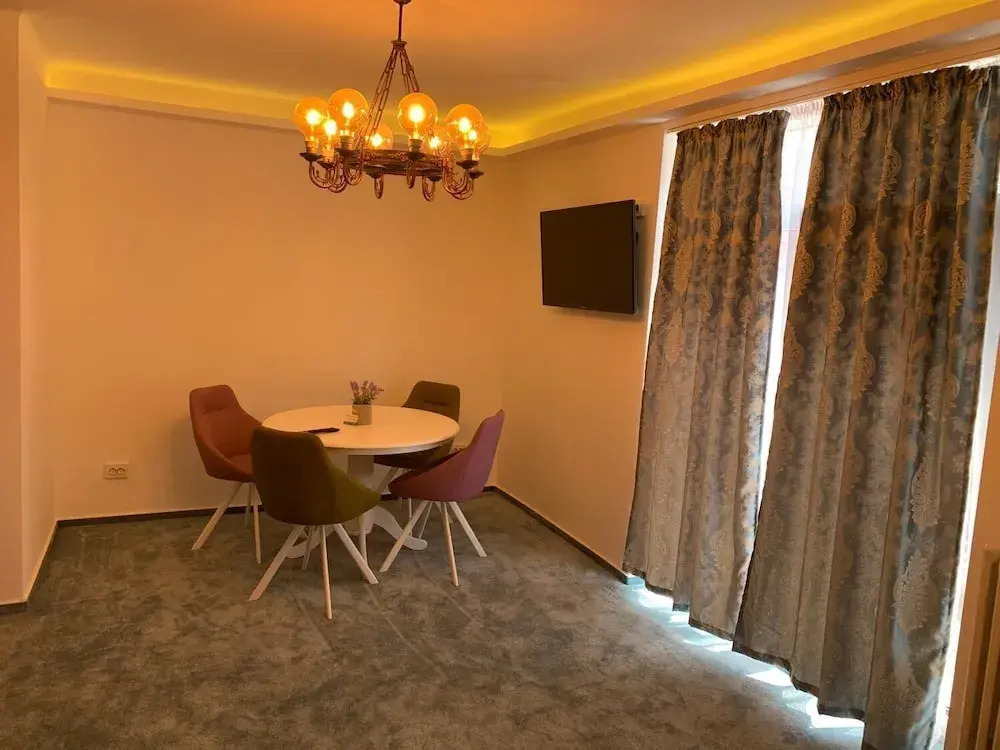 Hotel Cristian