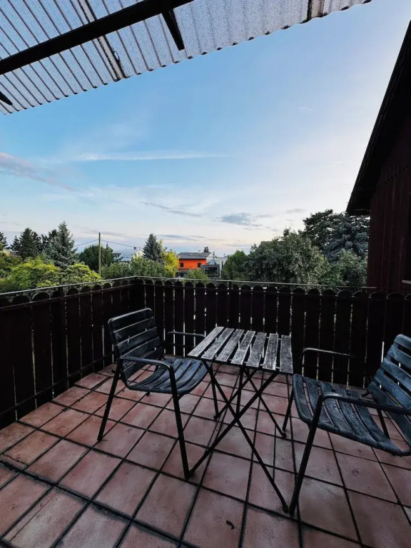Spacious Budget Home Garden Stay