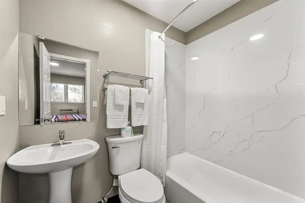 Southern Suites Forest Park