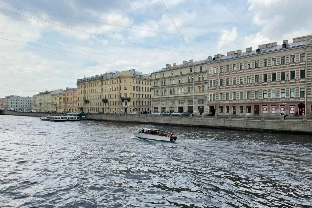 Апартаменты СПб Ренталс на набрежной реки Фонтанки