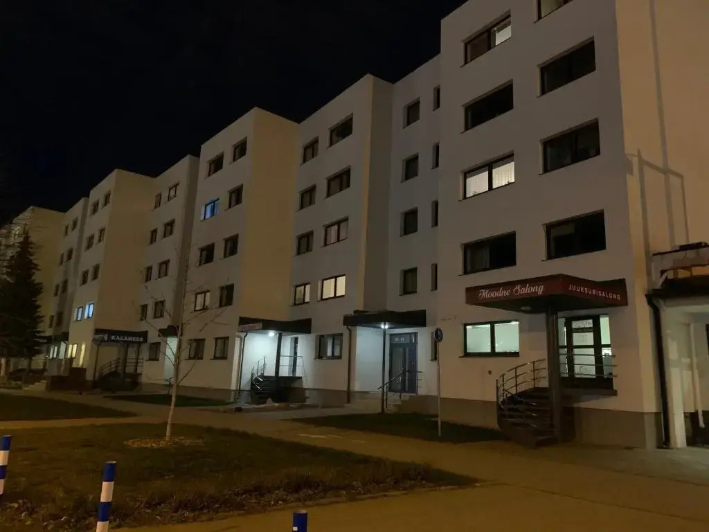 K84, Nice 2- bedroom apartment - 2 big beds 1 single bed