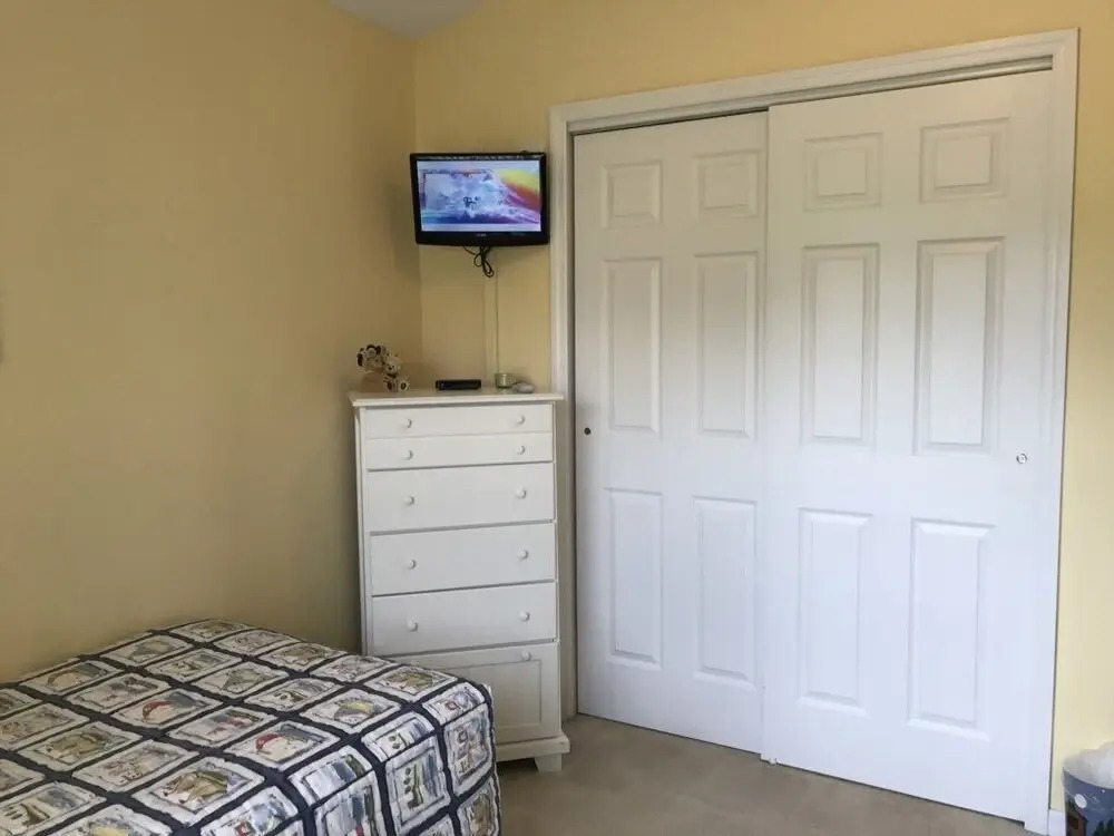 2593 Oneida Loop,