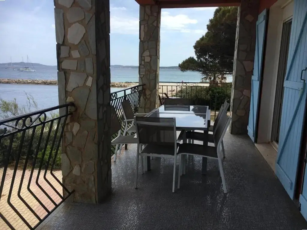 Appartement Hyères, 4 pièces, 6 personnes - FR-1-335-92