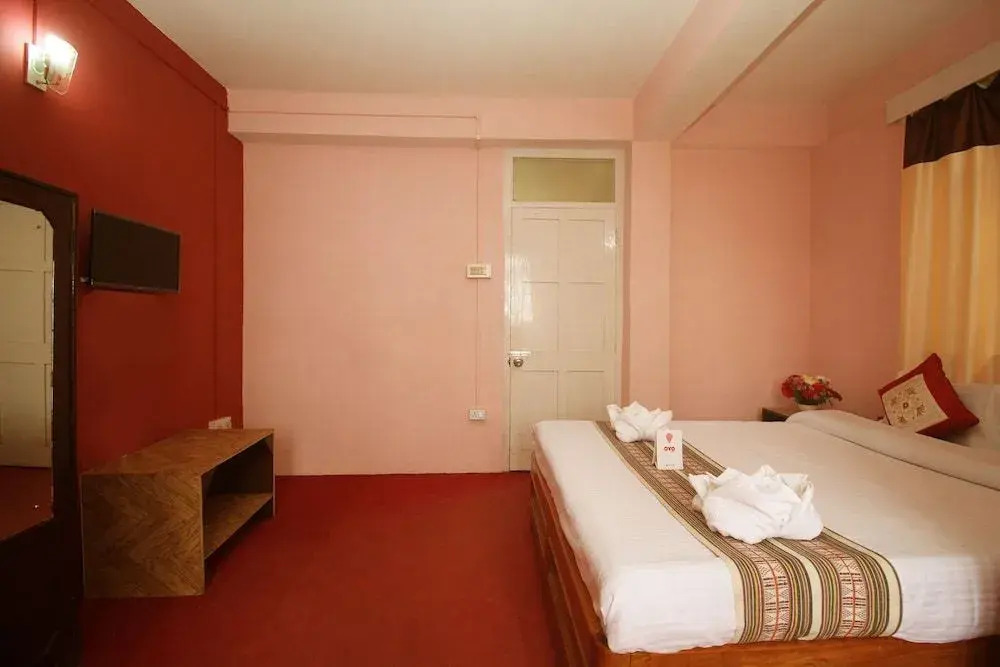 OYO 8488 Hotel Tashi Yang