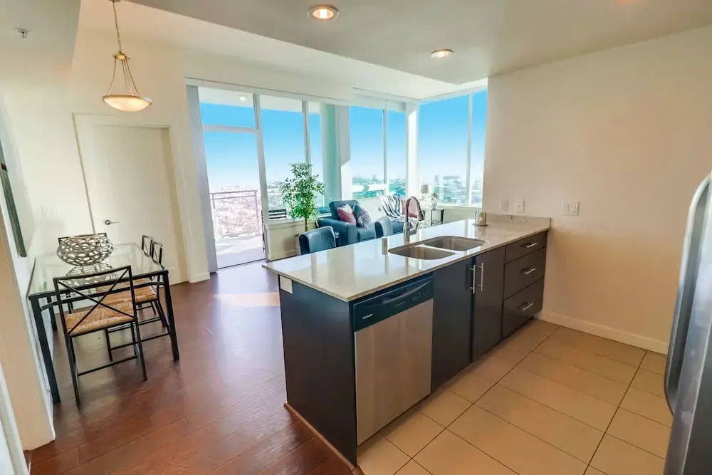 424 15th St Executive 3br