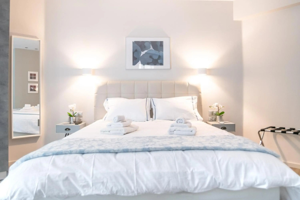A16 Modern & cosy suite near Plaka @Athens center