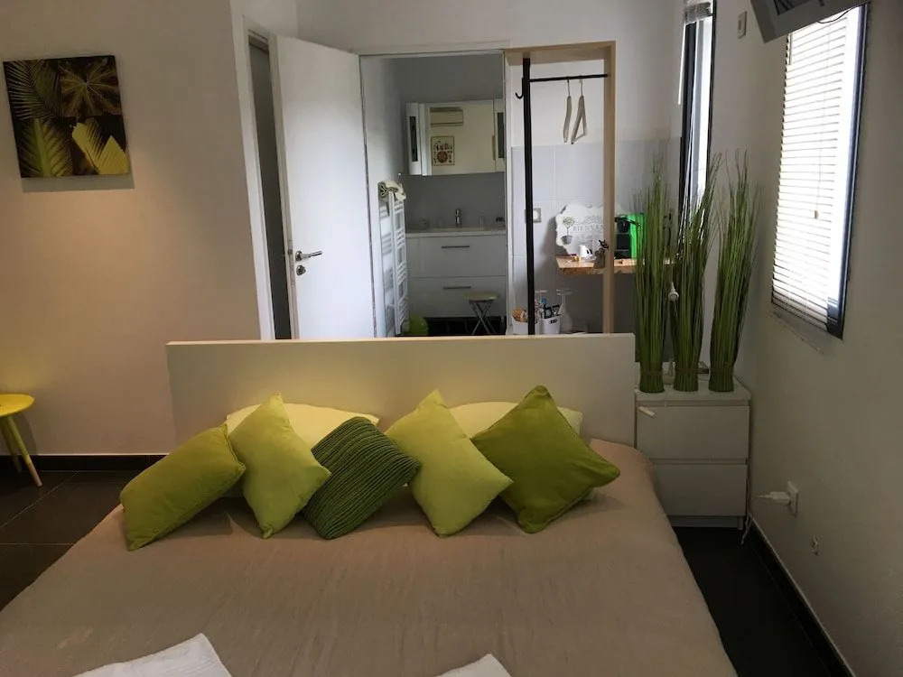 Villa Louancelie B&B